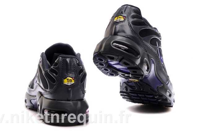 nike tn noir 2010 nouveau modele (2).JPG
